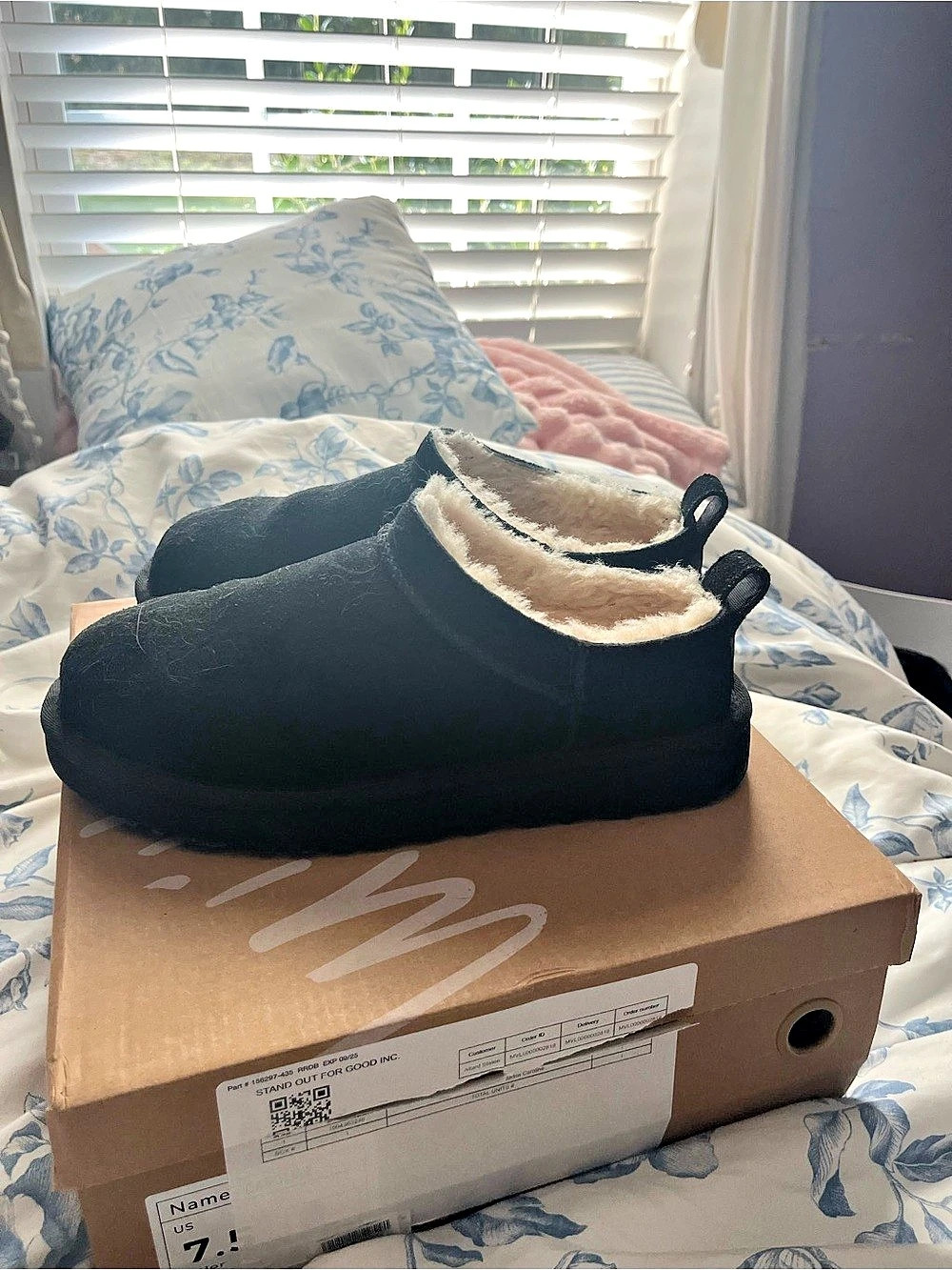 Miracle Miles Black Sneakers US 7
